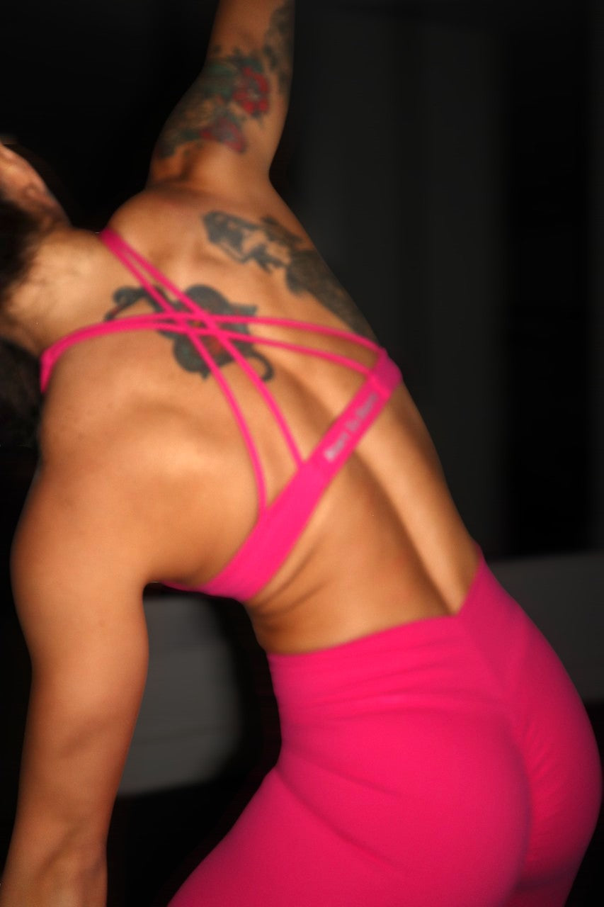 Icon Fuchsia Twist Sports Bra